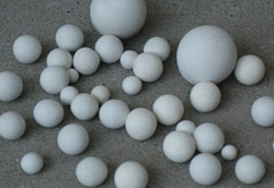 inert alumnia ball